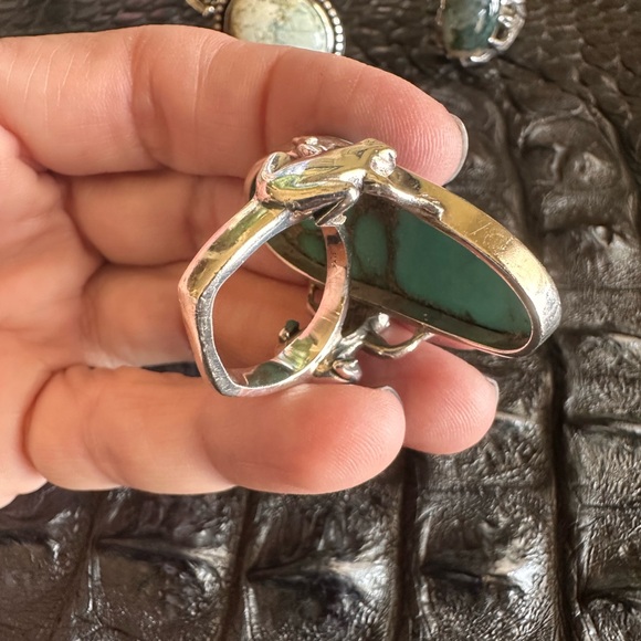 Turquoise and Sterling Silver Statement Ring - Picture 10 of 11